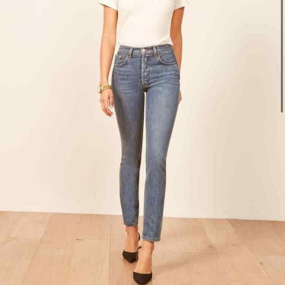 Reformation high and skinny in Baltic. Size 31 NWT